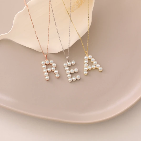 Vaoov 925 Ayar Gümüş Harfli İnci Kolye ürün görseli