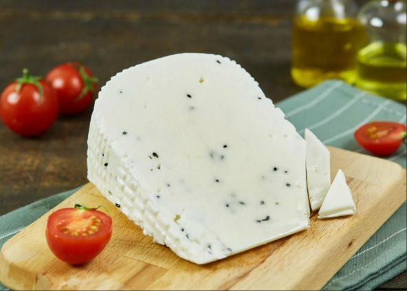Diyarından Çörek Otlu Tulum Peyniri 1000 gr