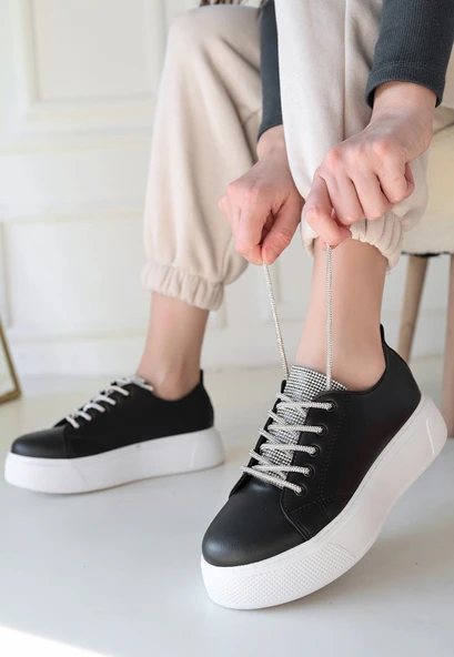 Pabucmarketi Siyah Suni Deri Bağcıklı Kadın Sneaker Ayakkabı