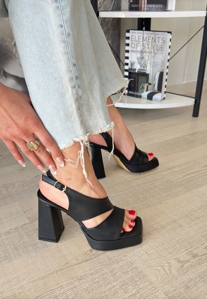 Pabucmarketi Siyah Suni Deri Topuklu Kadın Sandalet - 4