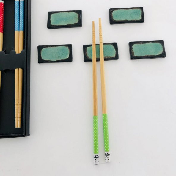 Chopsticks ile beraber Dayanakları - Ahşap, Beş Çift - Japon Kalitesi HD412