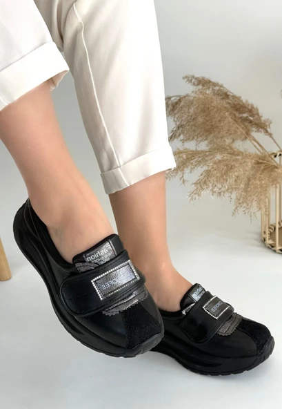 Pabucmarketi Siyah Suni Deri  Kadın Spor Ayakkabı ürün görseli