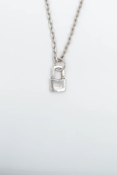 Minimal Kilit Gümüş Kaplama Düz Zincir Kolye ürün görseli 1