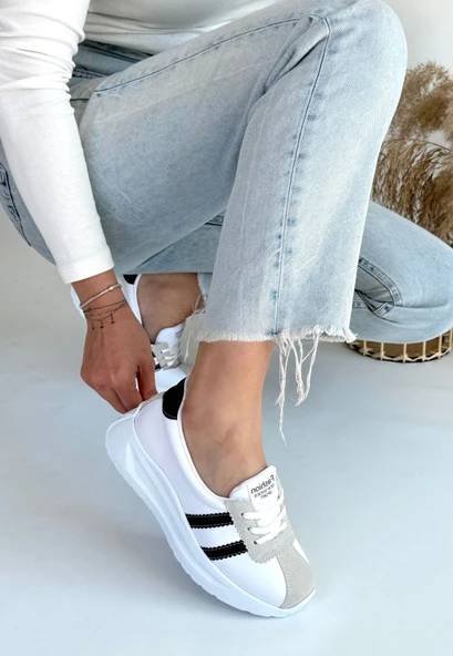 Pabucmarketi Beyaz Suni Deri Siyah Şeritli Kadın Spor Ayakkabı - Resim 3