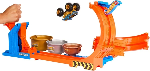 Hot Wheels Monster Trucks Döngü ve Takla Bigfoot Oyun Parkuru JBX64 - 2