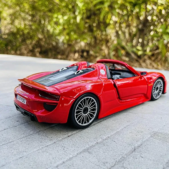 Burago Porsche 918 Spyder Model Araba 1/24 Ölçekli Model Kırmızı - 5