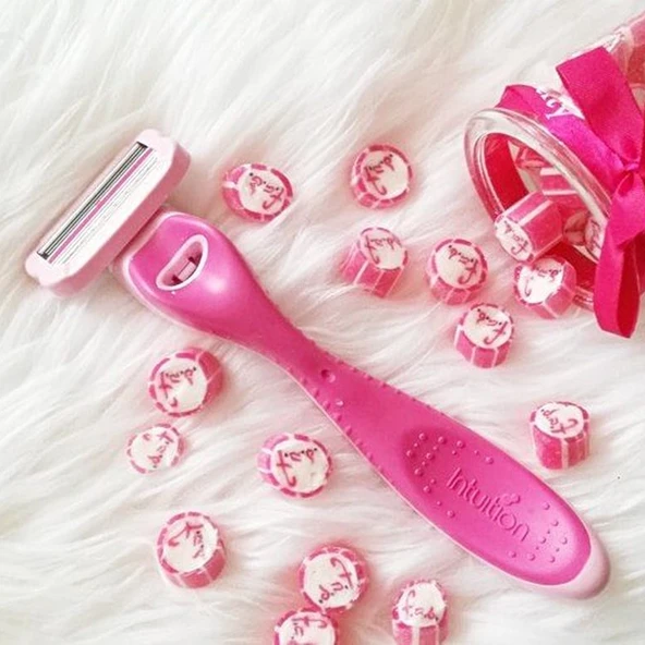 Wilkinson Intuition Fab Combo El Tıraş Makinesi+3 Jilet Bıçağı+1 Resimli Kart - 4