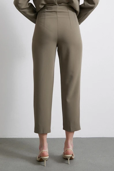 Önü Pensli Skinny Kumaş Pantolon Haki - Resim 4