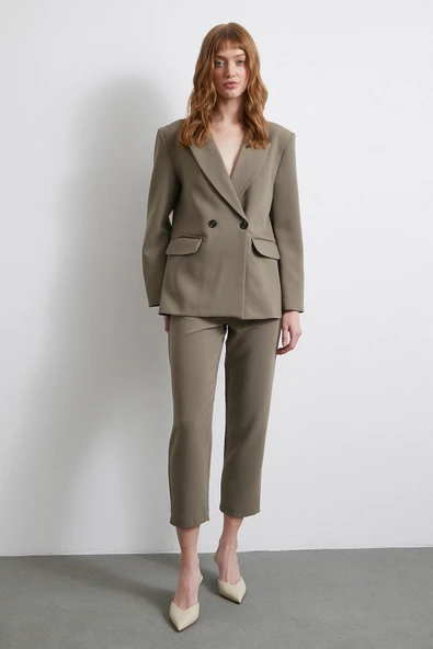 Önü Pensli Skinny Kumaş Pantolon Haki ürün görseli 1