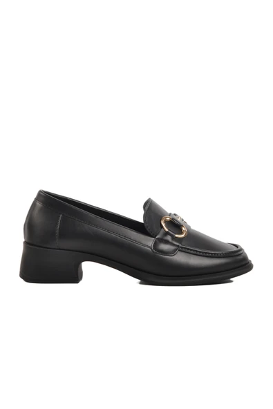 Aspor Siyah Kadın Klasik Ayakkabı ürün görseli