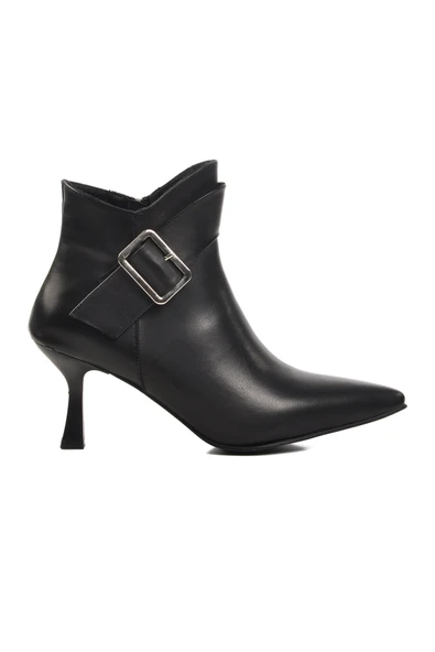 Aspor Siyah İçi Polarlı Hakiki Deri Kadın Topuklu Bot ürün görseli