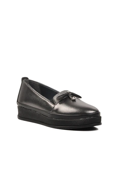 Aspor Gri Gümüş Platin Kadın Düz Rahat Günlük Ayakkabı - Resim 3