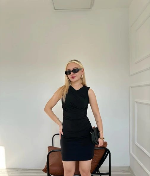 Kadın Büzgülü Elbise Siyah - Resim 3