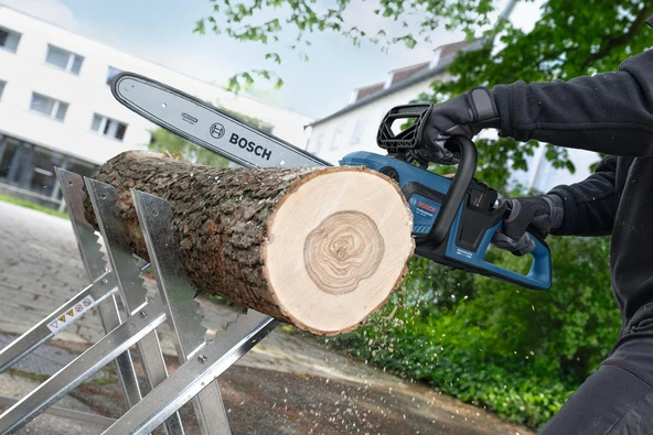 GKE 18V-40 Zincirli Ağaç Kesme 2x5.5 Procore Set - 4