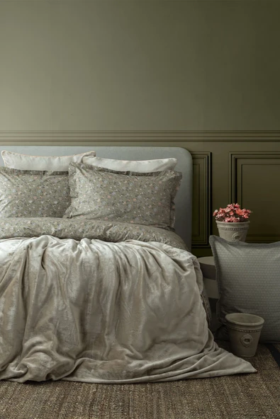 Apricitas HOME Victoria Çift Kişilik Battaniyeli Nevresim Seti