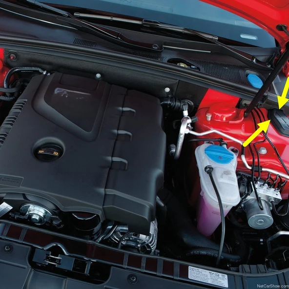 Audi A5 Cabrio 2010-2017 Sol Amortisör Kulesi Plastik Kapak 8K0803593 - 2