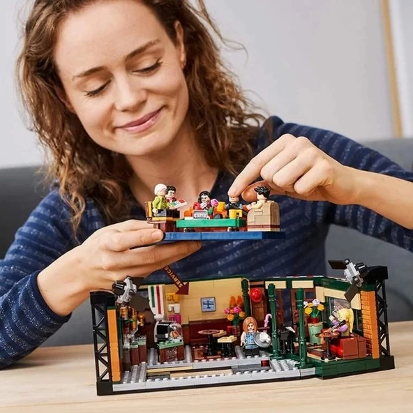 LEGO Friends Serisi Merkezi Perk Yapı Seti (1.070 Parça) - 4