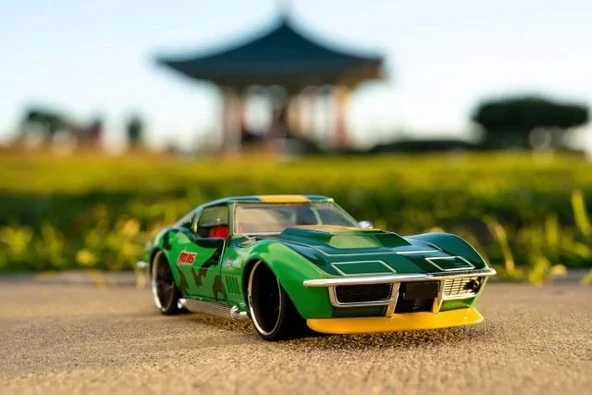 Street Fighter 1:24 1969 Chevrolet Corvette Stingray ZL1 ve Cammy Figürü - 6