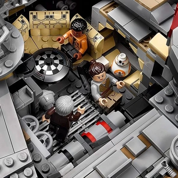 LEGO Star Wars 75192 Millennium Falcon - 8