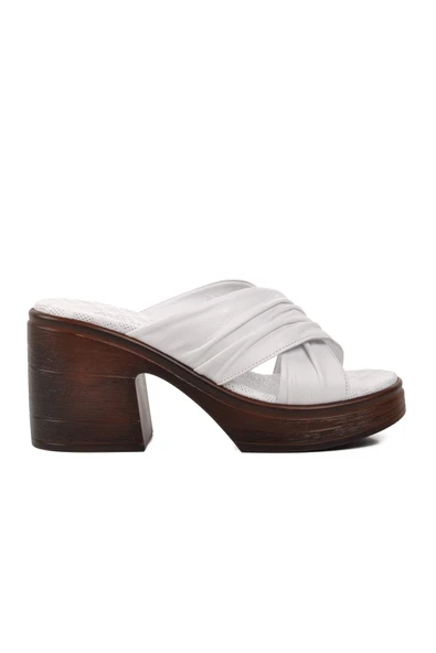Ayakmod Beyaz Kadın Topuklu Terlik 523004 Z
