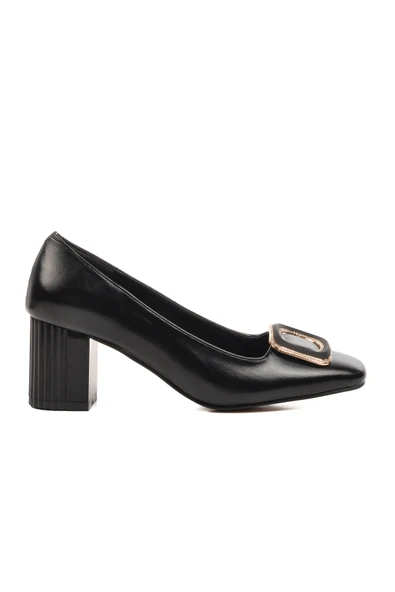 Ayakmod Siyah Cilt Kadın Topuklu Ayakkabı 357106 Z