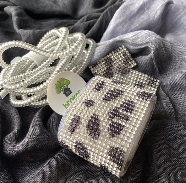 Brokoli Home İphone 18w/20w Uyumlu Şarj Aleti Kılıfı, Şarj Kablo Koruyucu, Şarj Koruyucu Kılıf,Leo