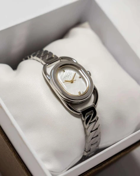 Lee Cooper LC08056 Oval Kasa Kelepçe Kordon Detaylı 3 ATM Su Geçirmez 3 Renk Klasik Kadın Saati - Resim 3