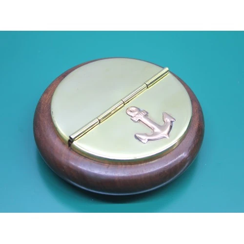 Ahşap Pirinç Çapalı Küllük ürün görseli