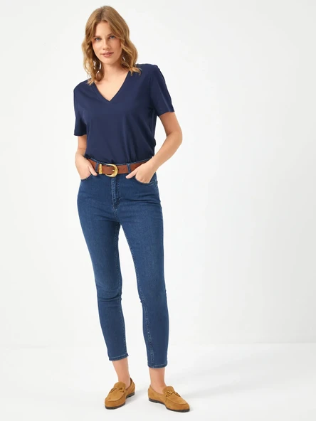 Faik Sönmez Minimalist V Yaka Kısa Kol Kadın T-Shirt - Günlük Şıklık - 3