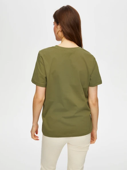 Faik Sönmez Oversize V Yaka Kısa Kol Kadın T-Shirt - Günlük Stil - Resim 8