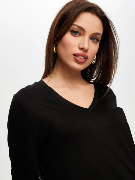 Faik Sönmez Minimalist V Yaka 3/4 Kol Kadın T-Shirt - Günlük & İş - 9