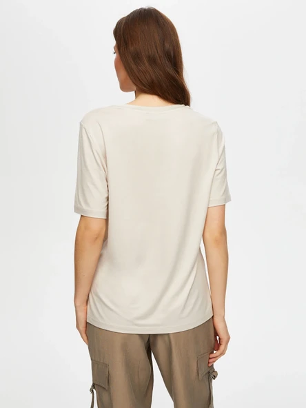 Faik Sönmez Oversize V Yaka Kadın T-Shirt - Rahat ve Şık - Resim 6