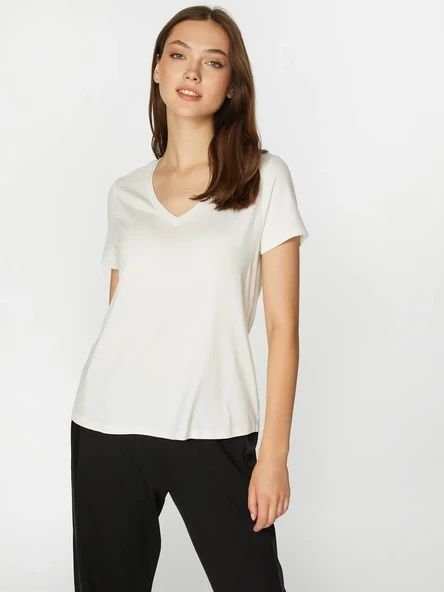 Faik Sönmez Minimalist Oversize V Yaka Kadın T-Shirt - Kısa Kol - Resim 11