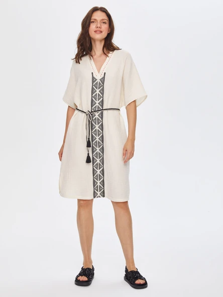 Faik Sönmez Nakışlı Oversize V Yaka Midi Günlük Elbise - Resim 10