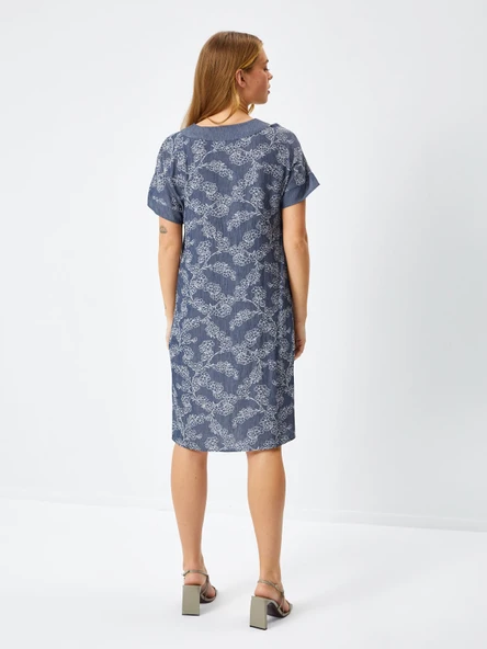 Faik Sönmez Minimalist Çiçek Desenli Midi V Yaka Elbise - 7