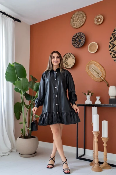 Siyah Eteği Büzgülü Deri Elbise - 4