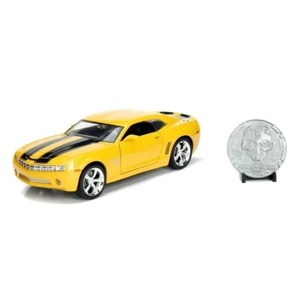 Transformers 1:24 Bumblebee 2006 Chevy Camaro Döküm Araba