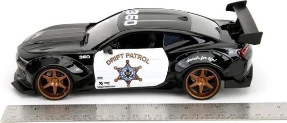 Jada Toys 1:24 2016 Chevy Camaro SS Geniş Gövdeli Döküm Araba - 7
