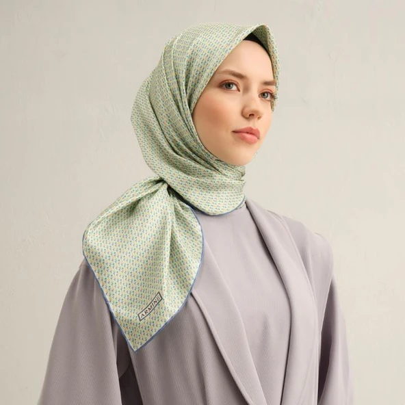 Armine E25YA9307D02 81 Dj Saf İpek Eşarp 9307D (T) ürün görseli
