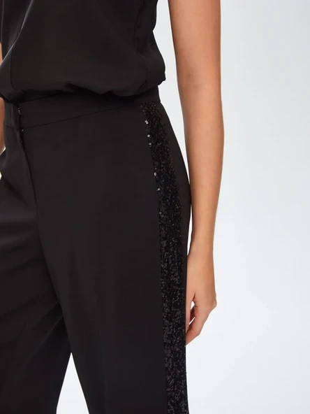 Faik Sönmez Minimalist Midi Kadın Pantolon - Pullu Detay, Geniş Paça - 15