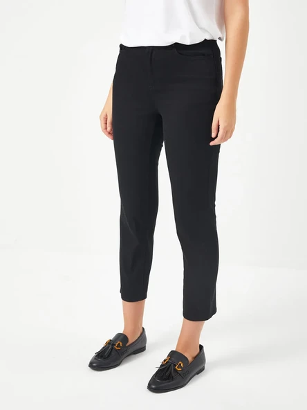 Faik Sönmez Minimalist Crop Pantolon: Günlük Şıklık - Resim 3