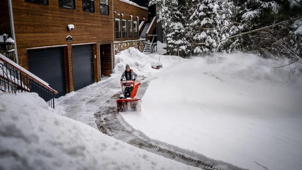 Ariens ST28DLE Pro Hydro Kar Küreme Makinesi - 4