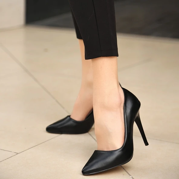 Jilya Siyah Cilt Stiletto Ayakkabı - 4
