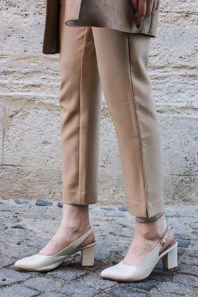 Hakiki Deri  Kadın Kalın Topuklu Ayakkabı 064ZA359 ürün görseli 1