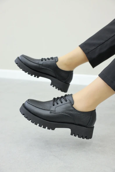 Hakiki Deri  Kadın Klasik Ayakkabı 581ZA2841 ürün görseli