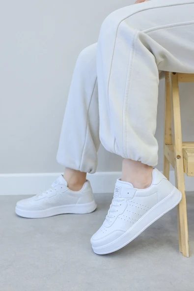 Kadın Sneaker Ayakkabı 666ZA158 ürün görseli