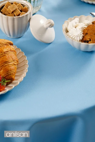 Açık Mavi Leke Tutmaz Yuvarlak Masa Örtüsü – Dayanıklı ve Kolay Temizlenebilir Masa Örtüsü - 6