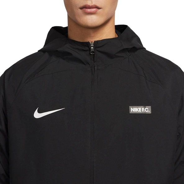 Nike DH9642-010 Kapüşonlu Erkek Futbol Mont - 4