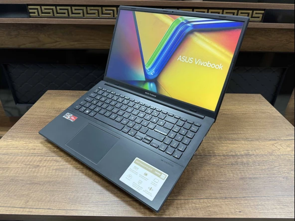 Asus Vivobook Go 15 E1504FA-NJ072W AMD Ryzen 3 7320U 8GB 256GB SSD W11 15.6" FHD (İKİNCİ EL) - 4