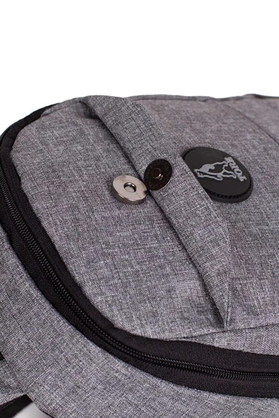 Erkek Omuz Mini Sırt Göğüs Çarpraz Tek Kol Kulaklık Çıkışlı Çanta Gri - 6